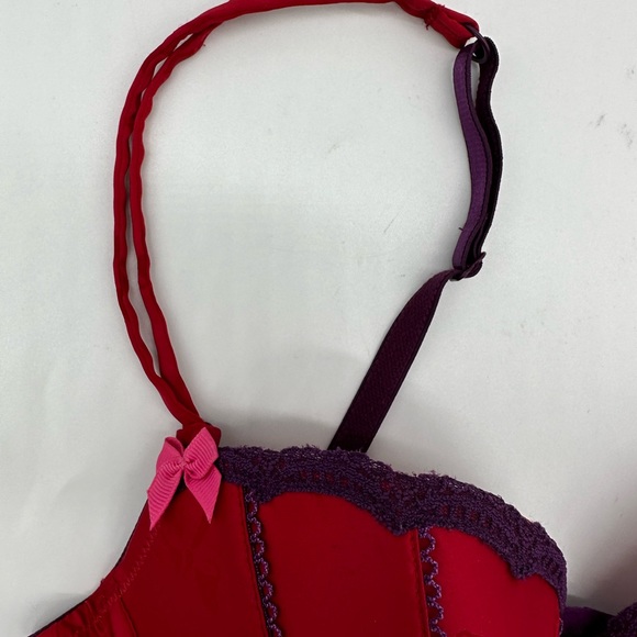 Victoria’s Secret Very Sexy Underwire Bra `Sexy Little Thing’ - Picture 4 of 10